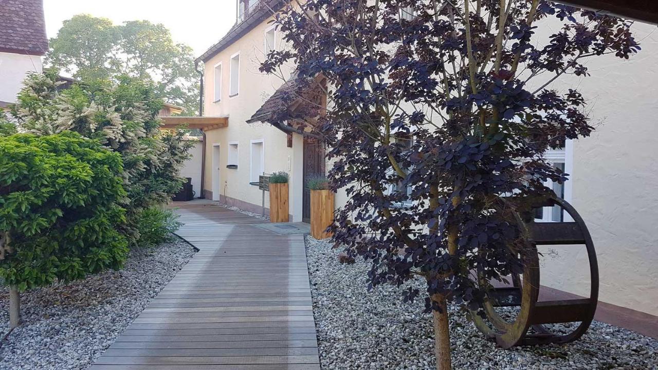 Apartment Pegnitzmuehle Mit Pegnitzinsel Vorra Exterior foto